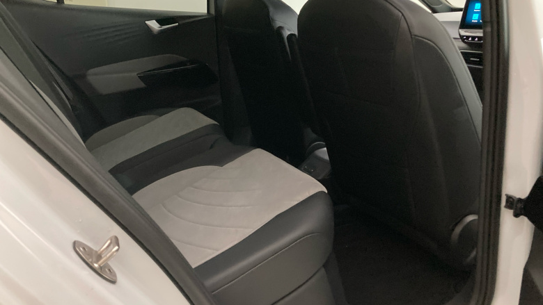 Volkswagen ID.3 150kW Tour Pro S 77kWh 5dr Auto Electric Hatchback